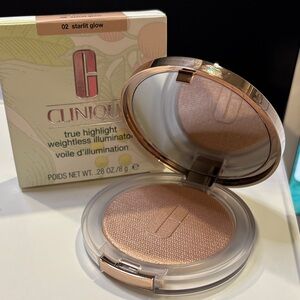 Clinique Starlit Glow Highlighter Compact -02 Starlit Glow